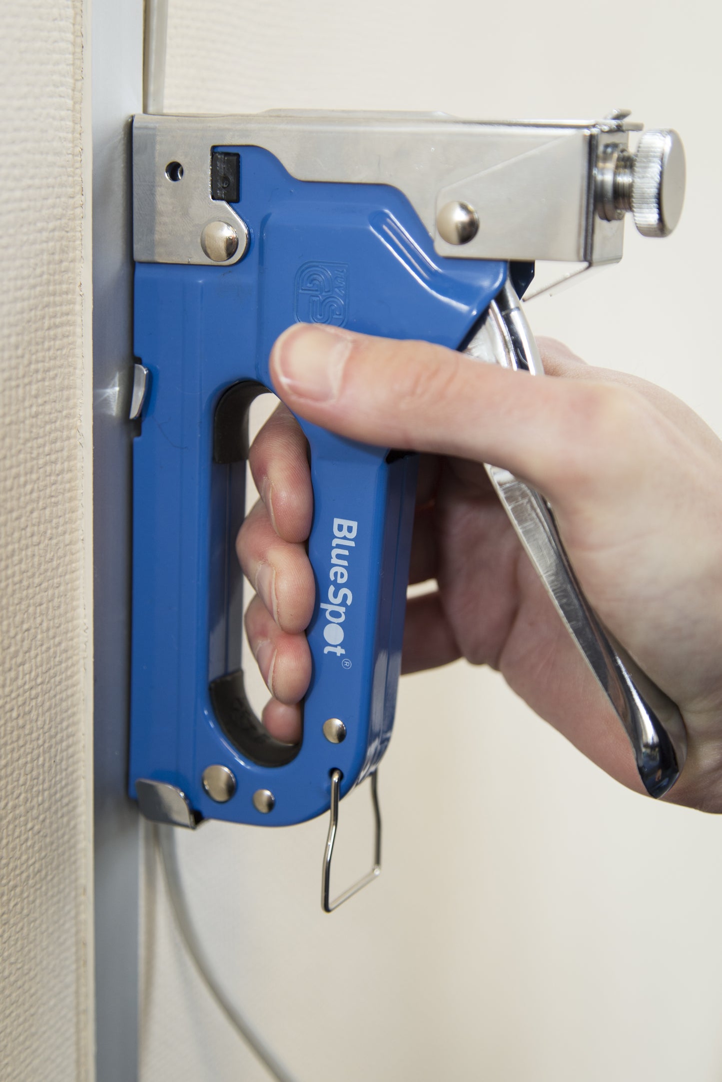 BlueSpot Heavy Duty 3-Way Staple Gun 35112