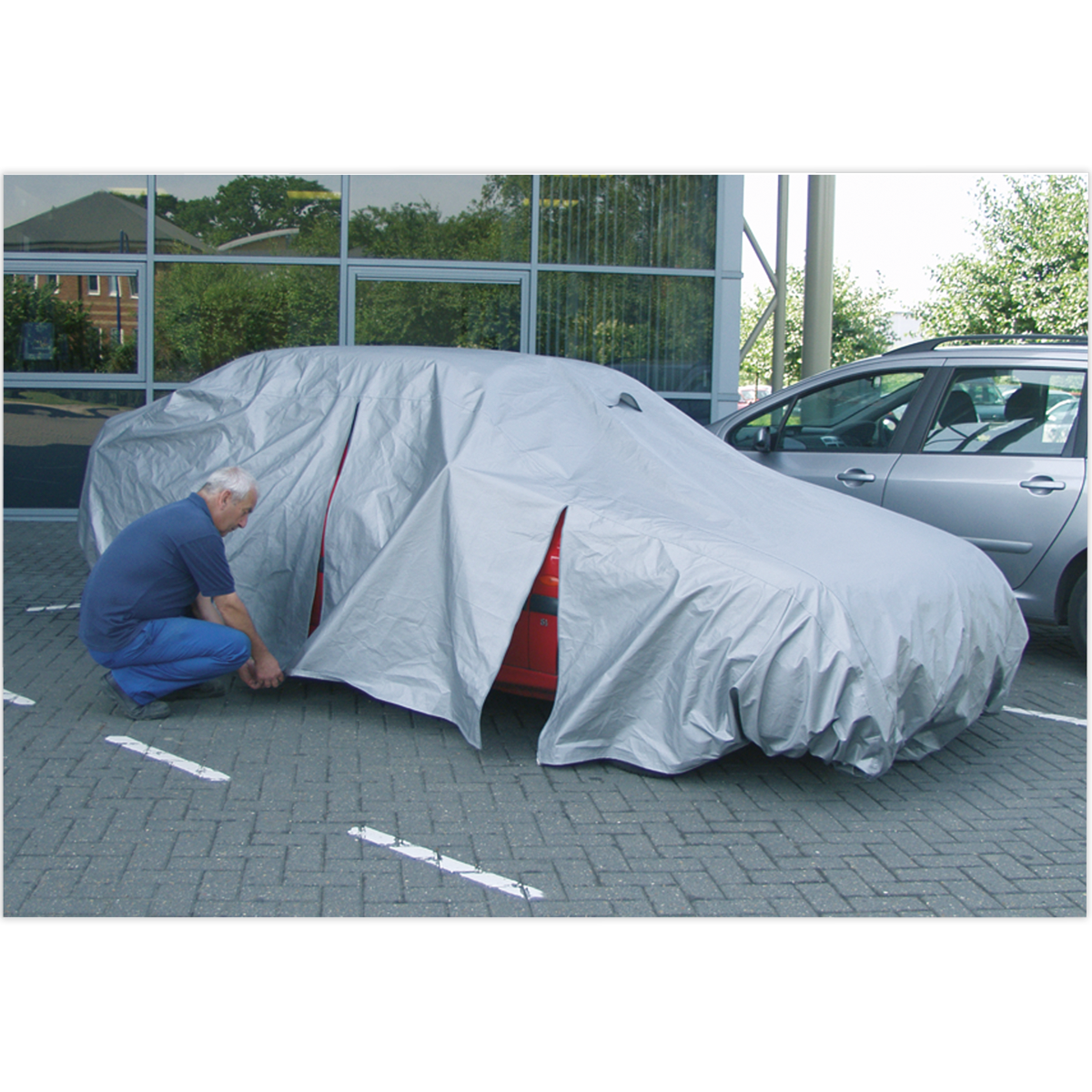Sealey 4060 x 1650 x 1220mm Car Cover - Medium CCM