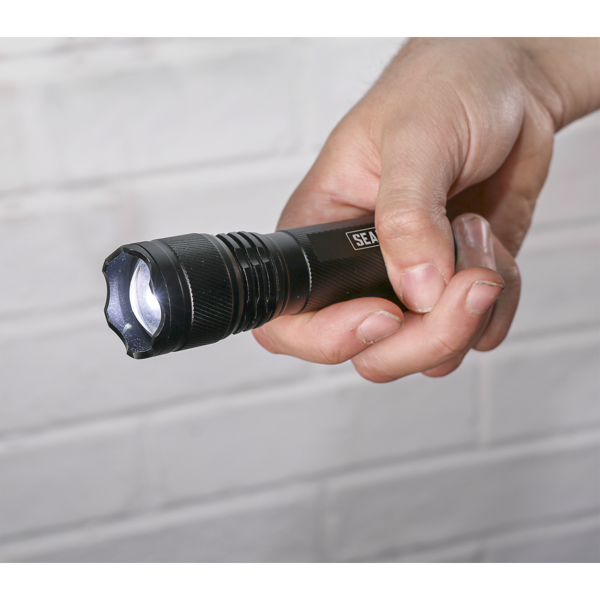 Sealey 3W XPE CREE* LED Aluminium Torch with Adjustable Focus LED444