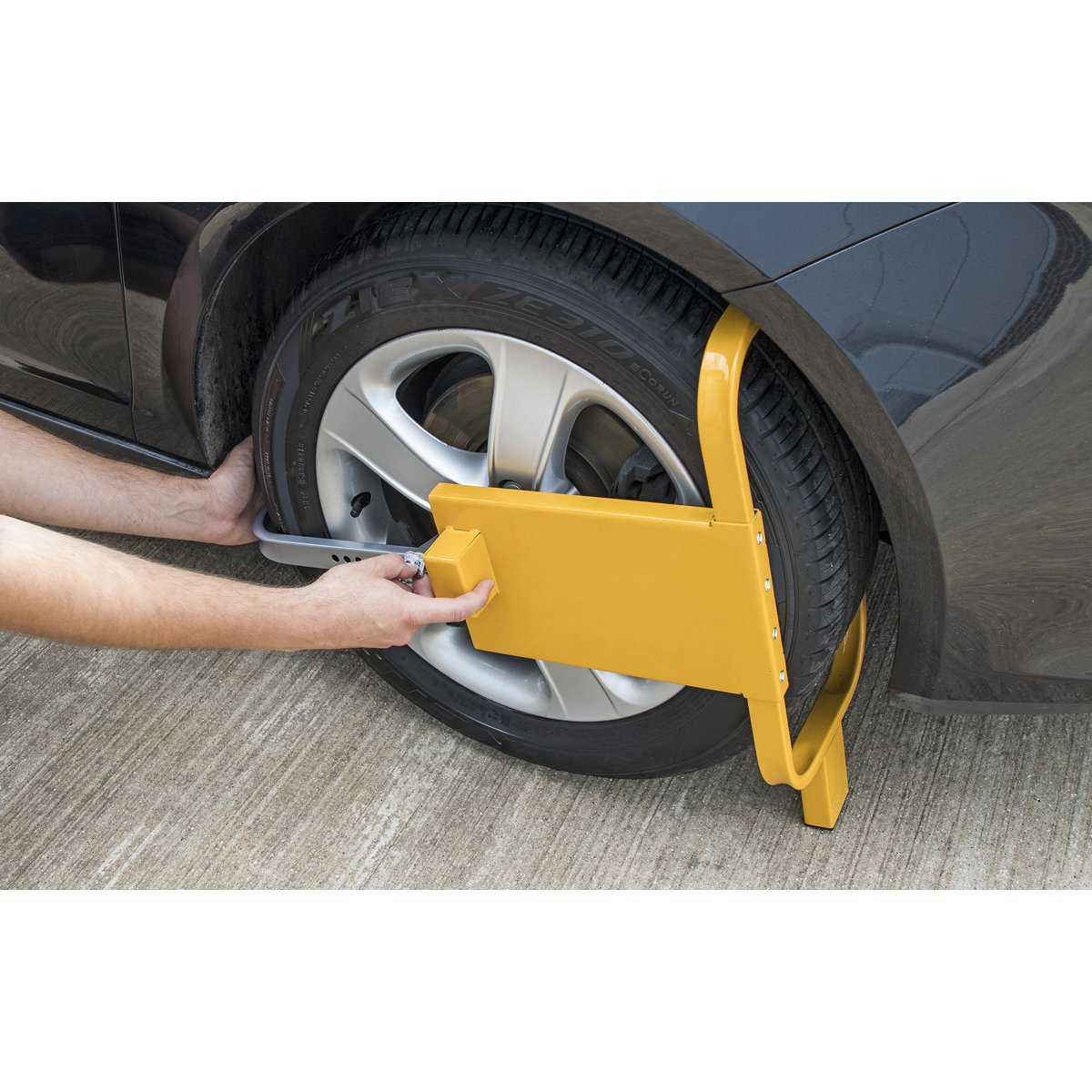 Sealey Wheel Clamp with Lock & Key PB397