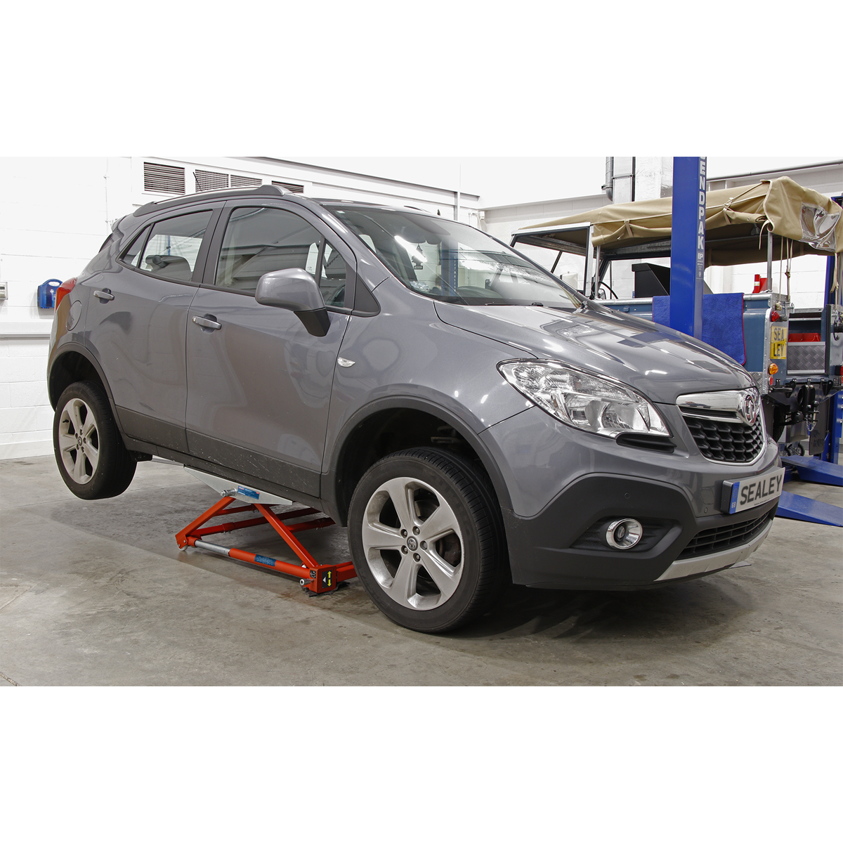 Sealey 1500kg Portable Pivot Car Lift PPL01