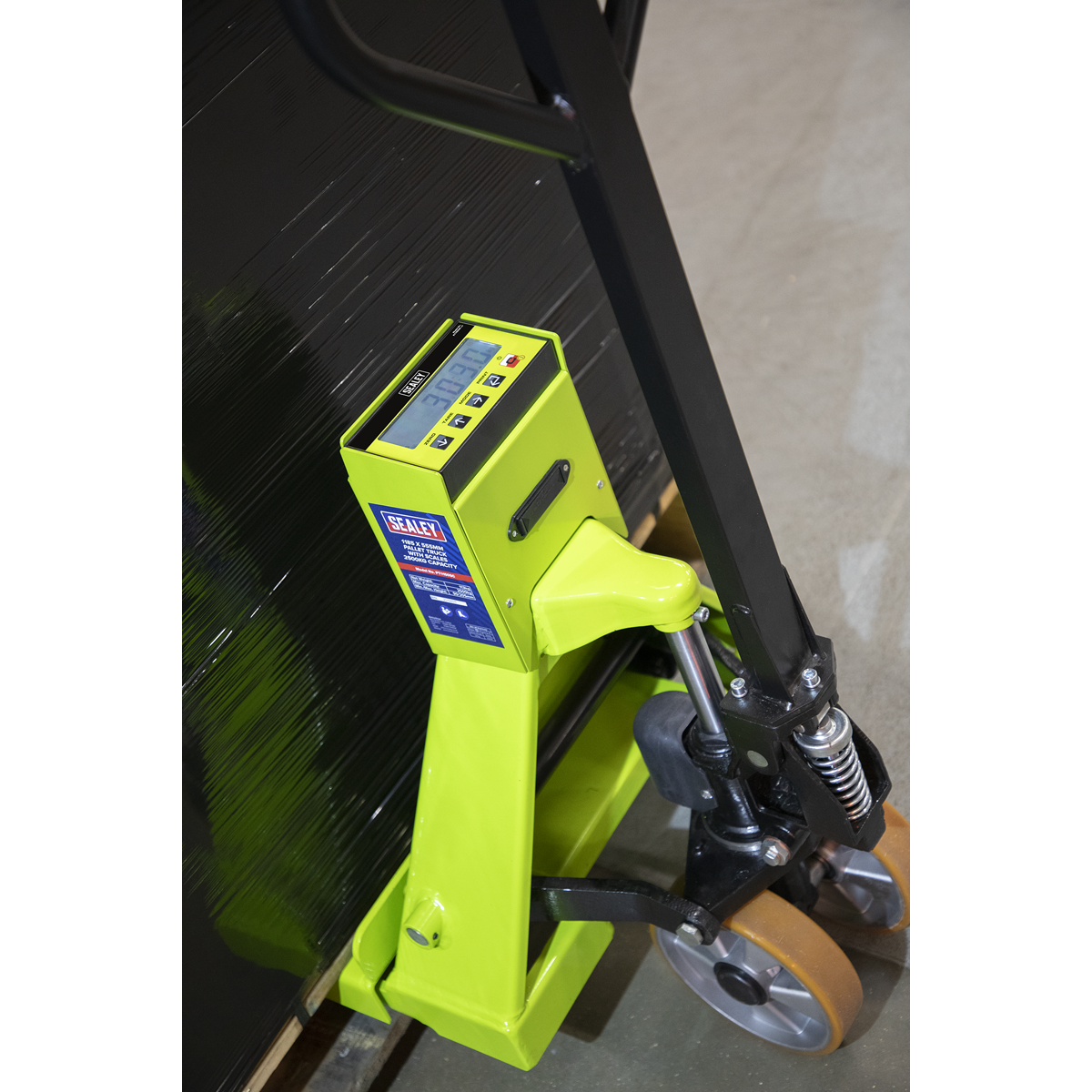 Sealey 1185 x 555mm Pallet Truck with Scales - 2500kg Capacity PT1150SC