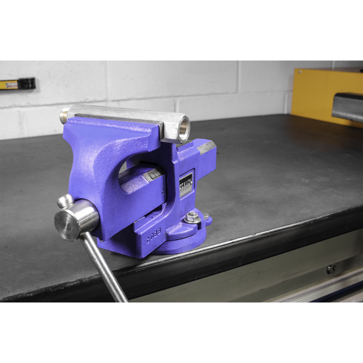 Sealey 100mm Quick Action Swivel Base SG Iron Vice QAVE100