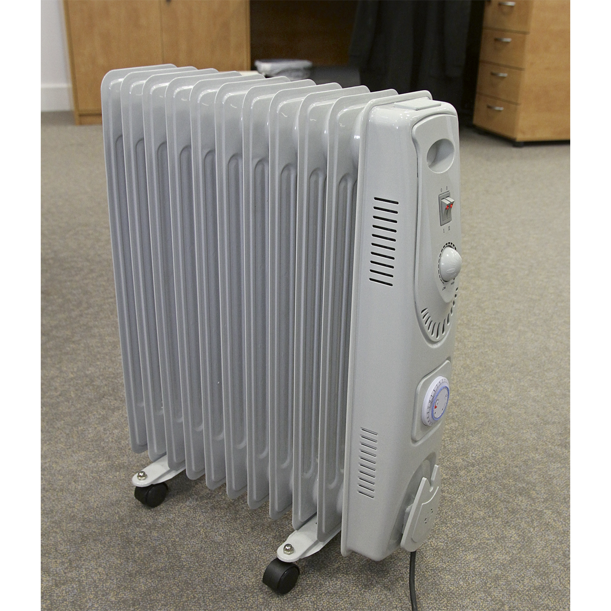 Sealey 2500W 11 Element Oil Filled Radiator with Timer RD2500T