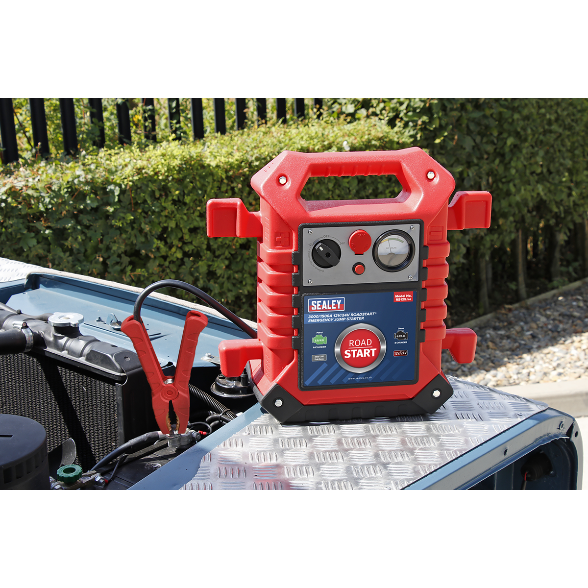 Sealey 3000/1500A 12V/24V RoadStart® Emergency Jump Starter RS125