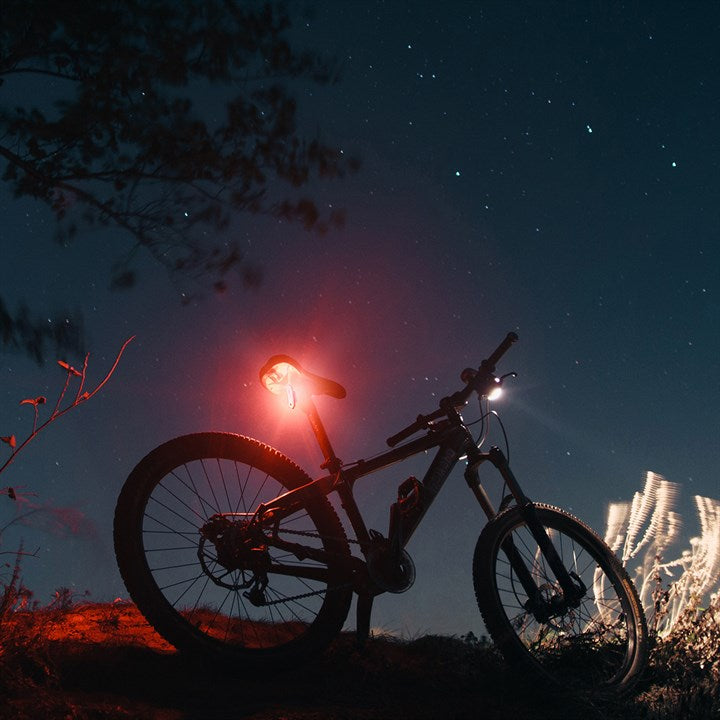 Amtech High performance USB rechargeable rear bike light S8187