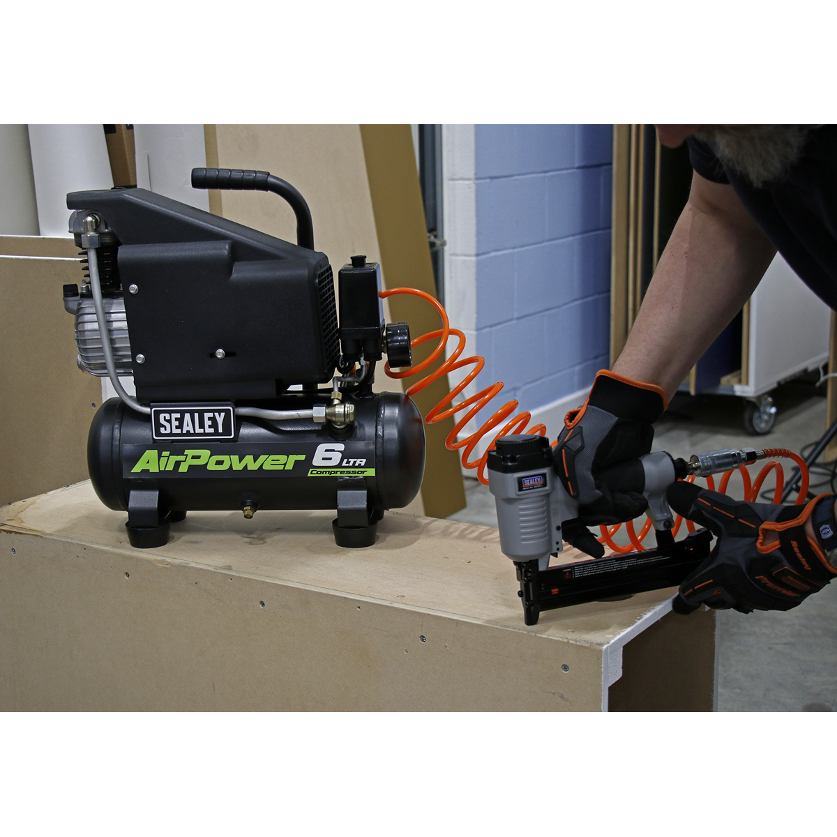 Sealey 6L Direct Drive Air Compressor 1hp SAC0610E