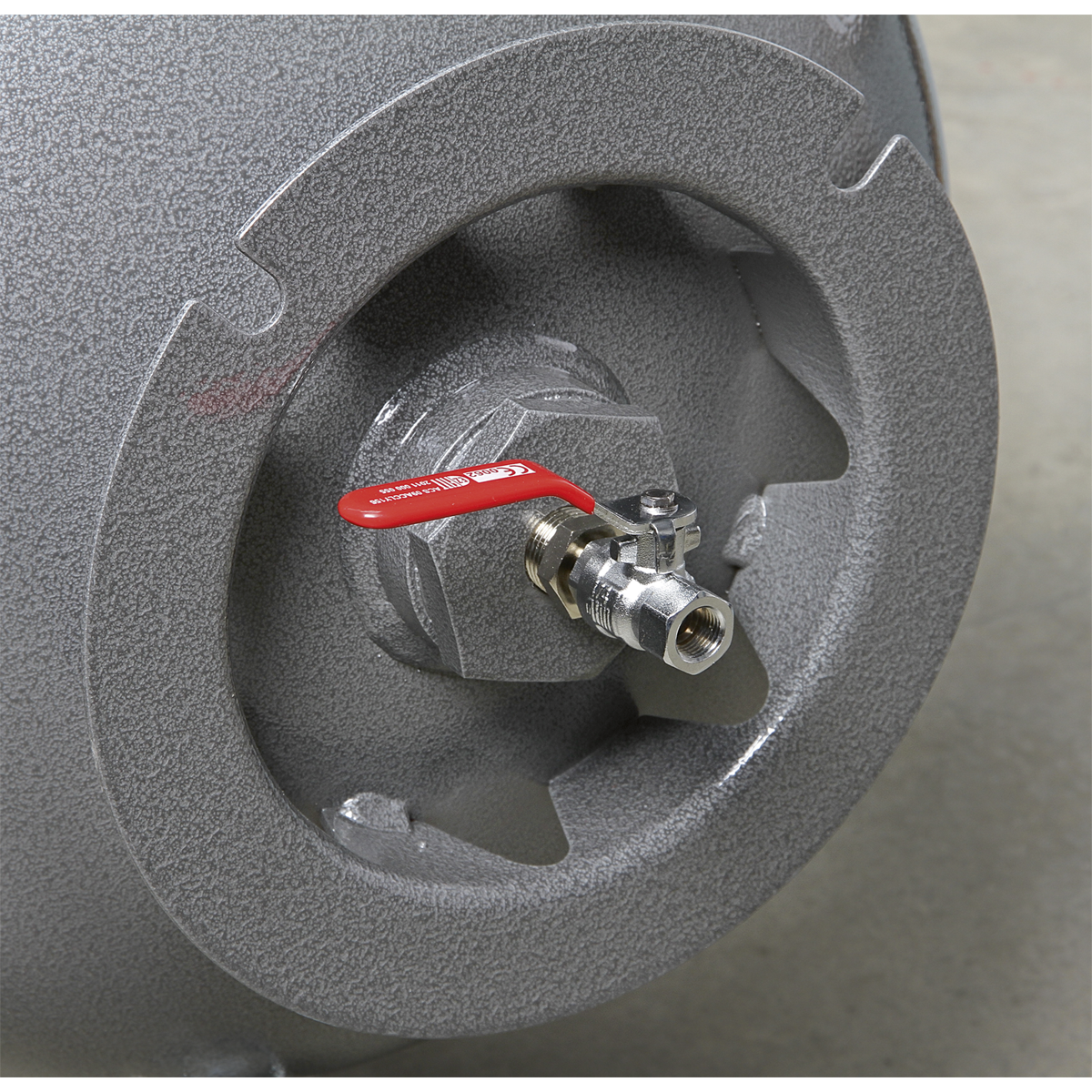 Sealey 200L Belt Drive Air Compressor 5.5hp 3ph SAC32055B