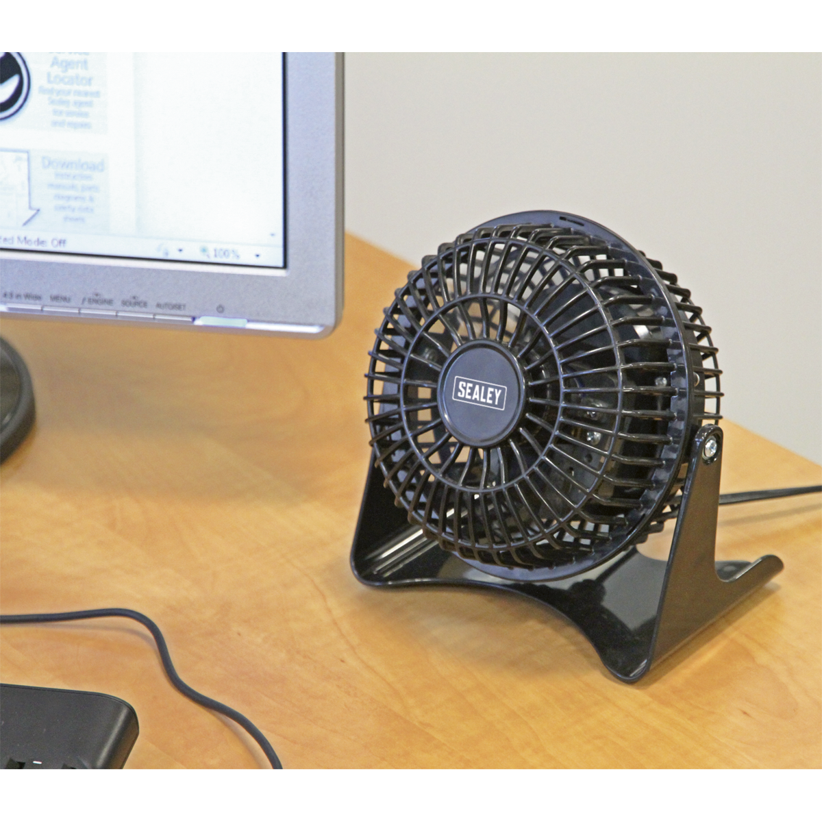 Sealey 4" Mini Desk Fan SFF04