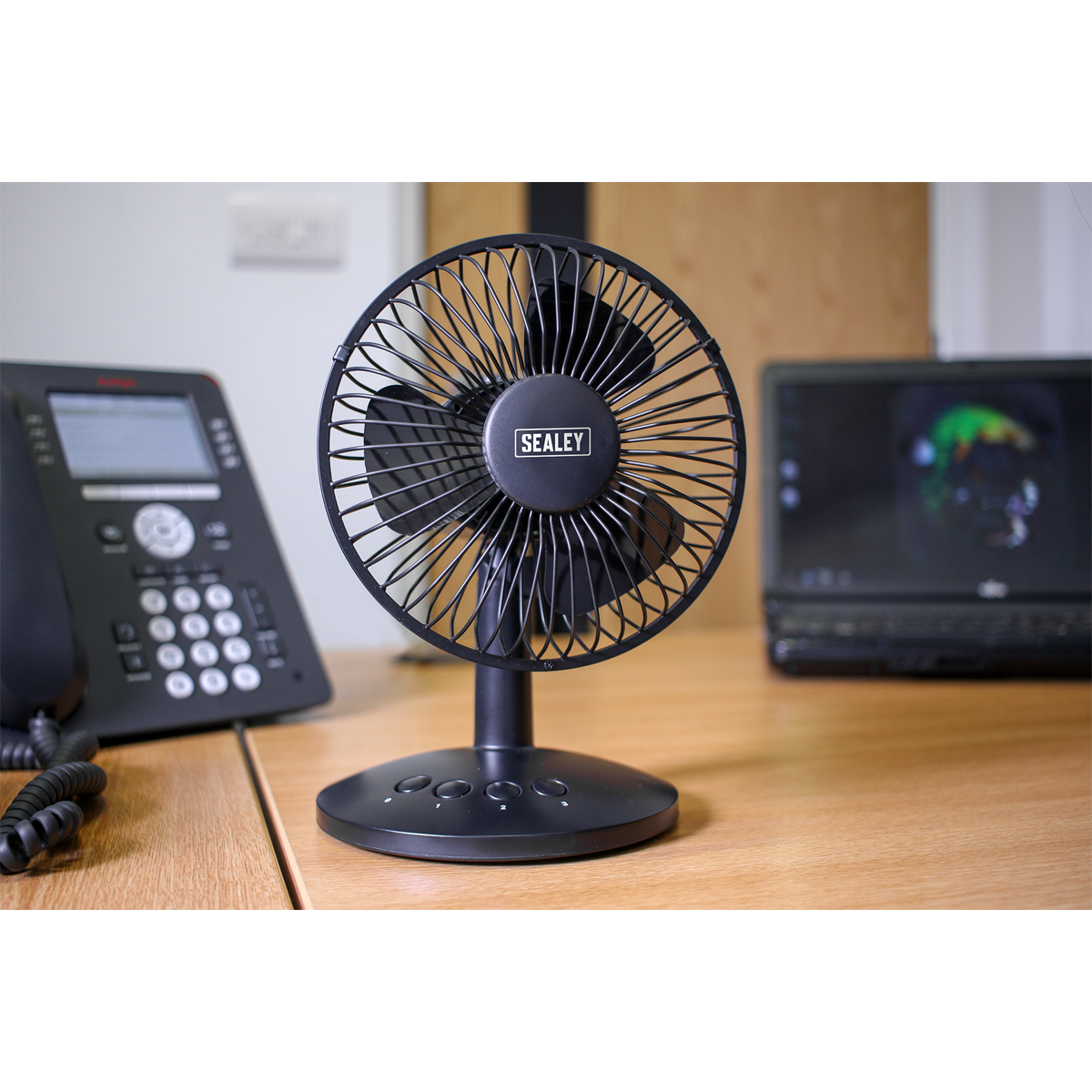 Sealey 6" Oscillating USB Desk Fan SFF6USB