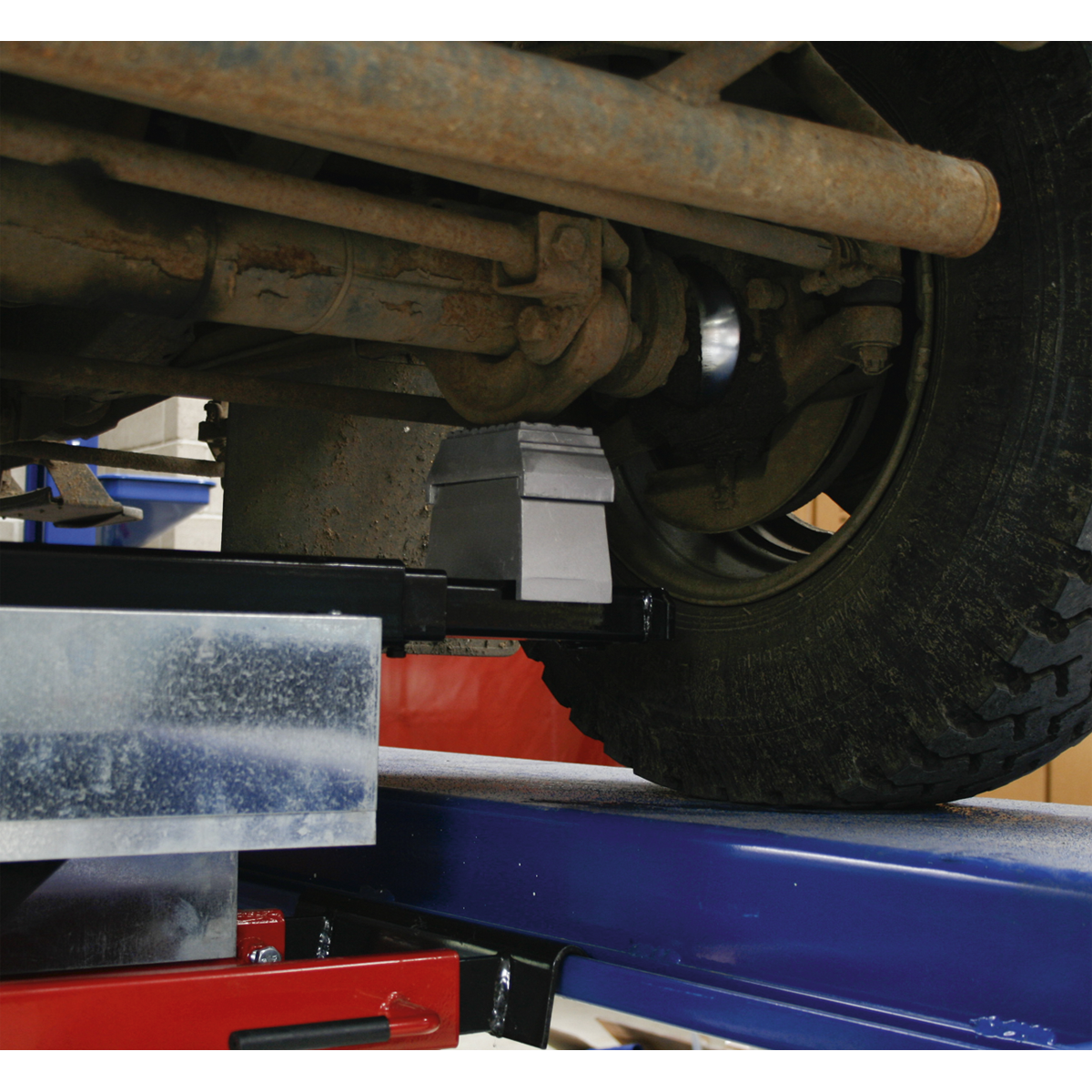 Sealey 2tonne Jacking Beam with 1.6m Extending Arms & Flat Roller Supports SJBEX200