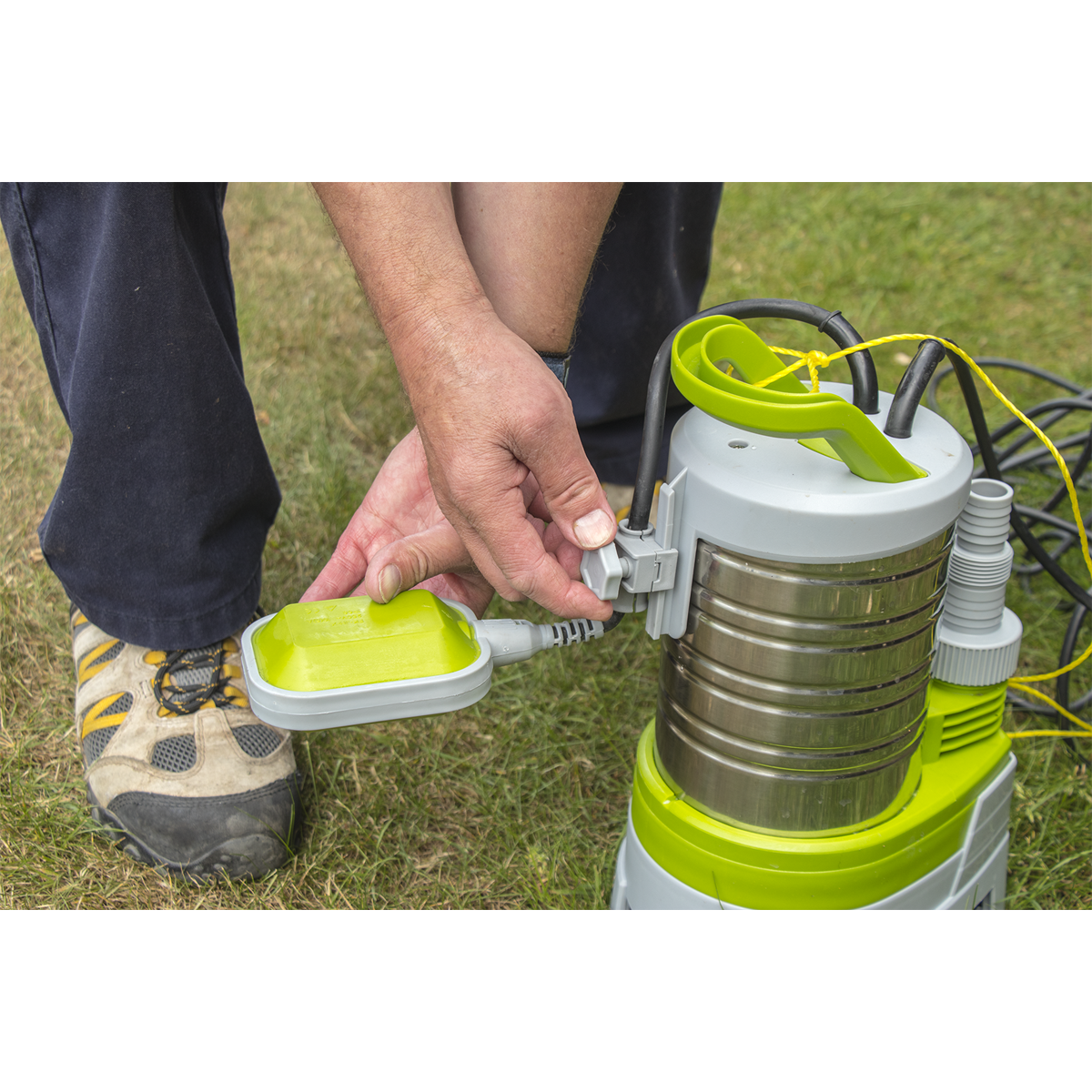 Sealey 225L/min Automatic Stainless Submersible Dirty Water Pump WPS225P