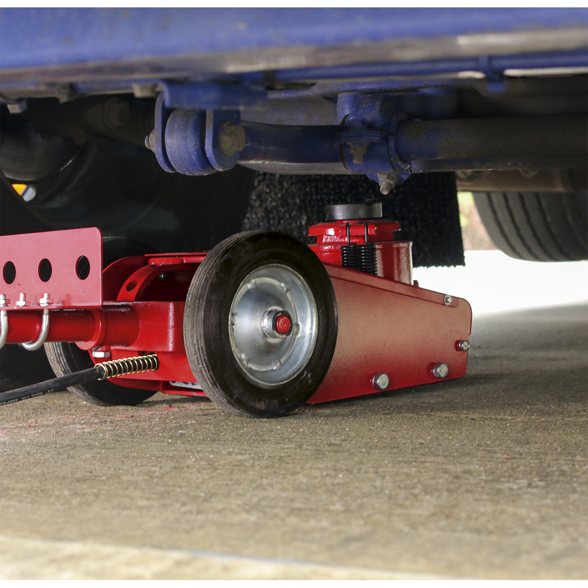 Sealey 20tonne Air Operated Trolley Jack - Single Stage YAJ20B