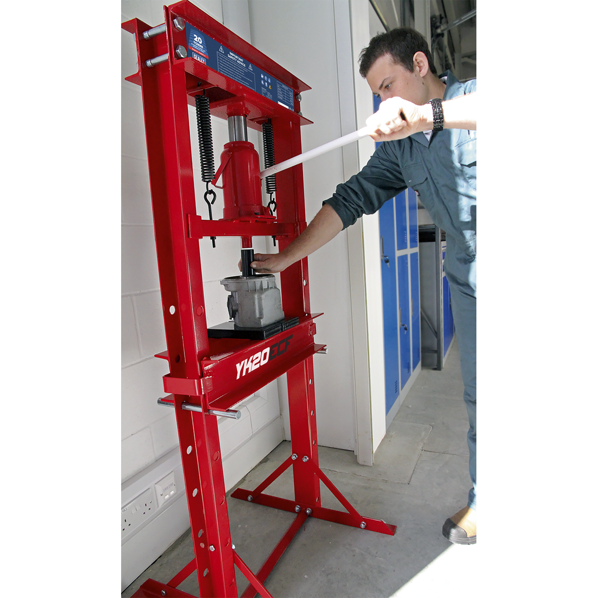 Sealey 20tonne Economy Floor Type Hydraulic Press YK20ECF