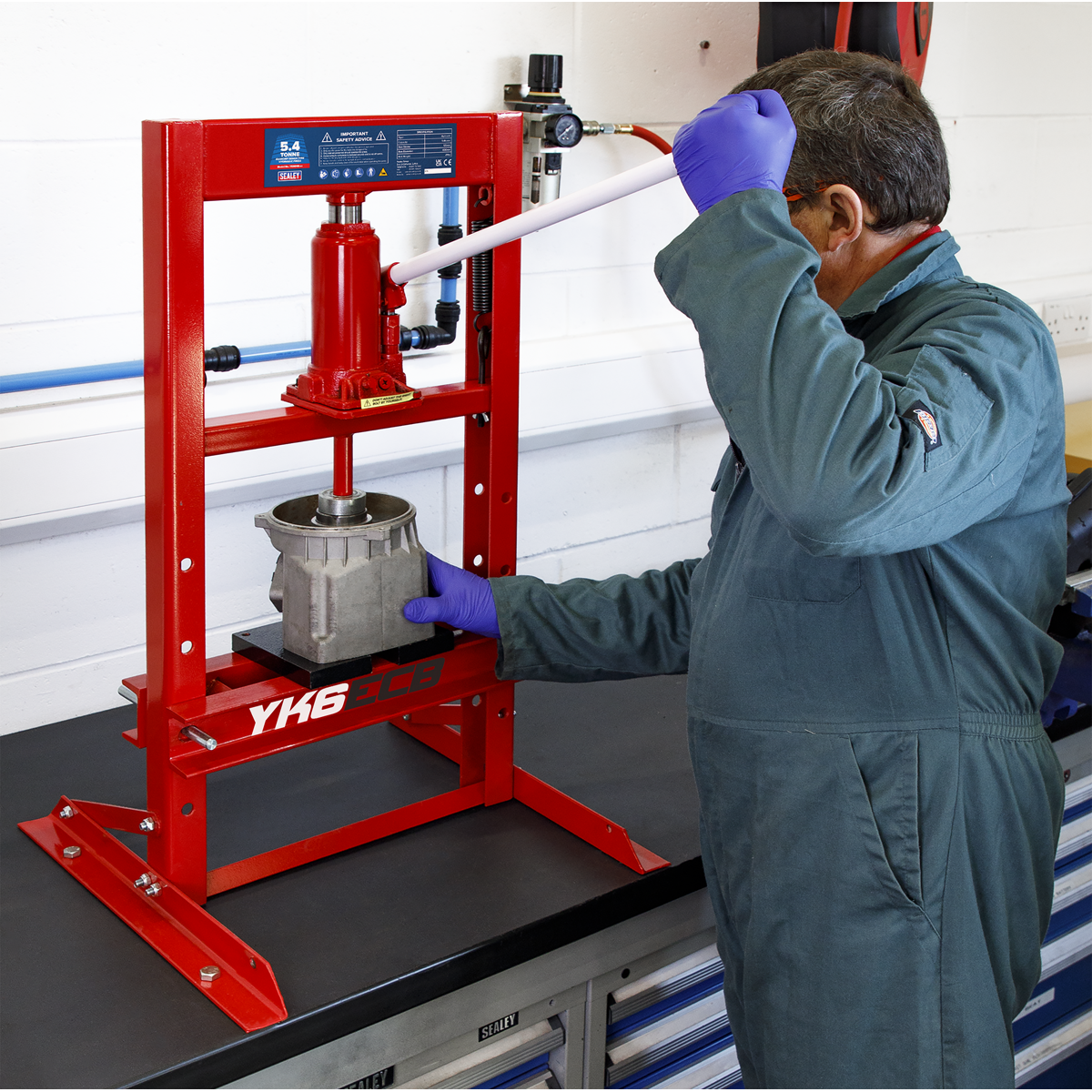 Sealey 5.4tonne Economy Bench Type Hydraulic Press YK6ECB