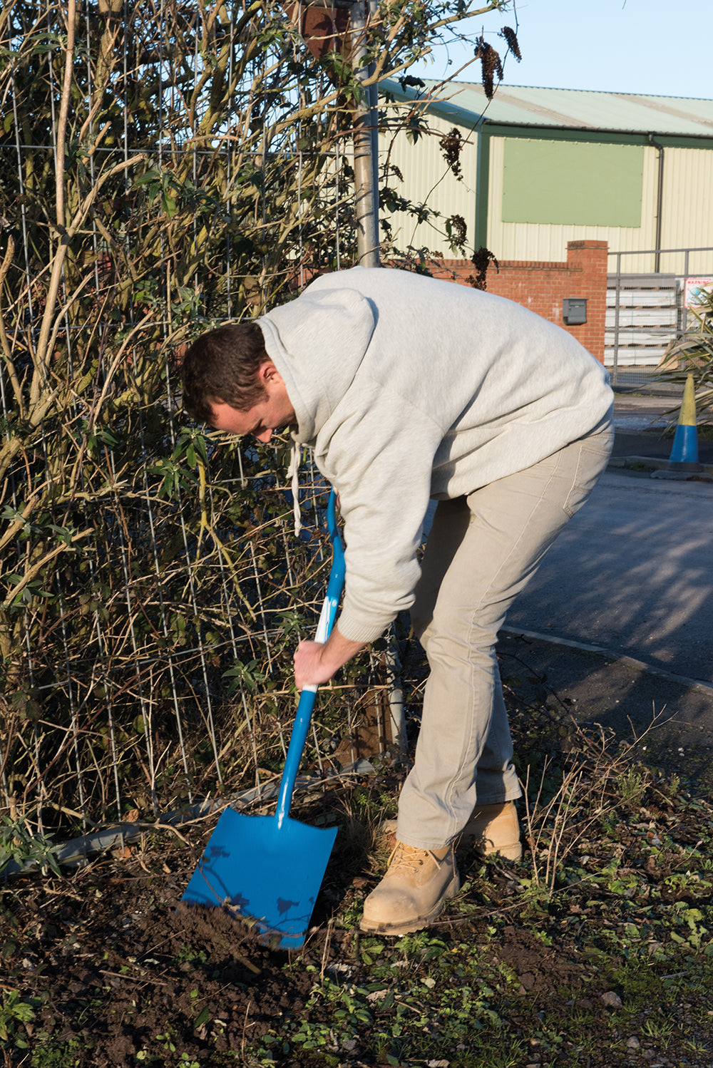 Silverline Solid Forged Square Mouth Shovel 1025mm