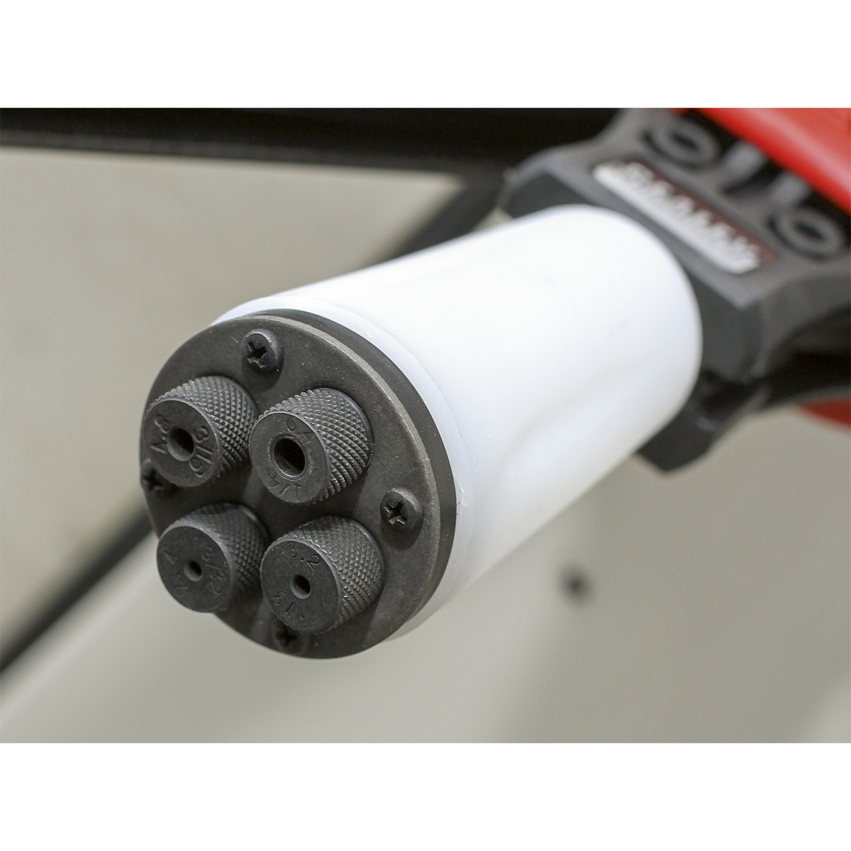 Sealey Medium-Arm Riveter with Collection Bowl AK3983