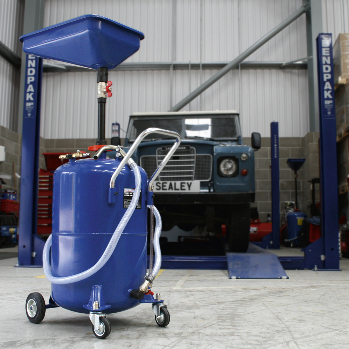 Sealey 65L Air Discharge Mobile Waste Oil Drainer AK451DX