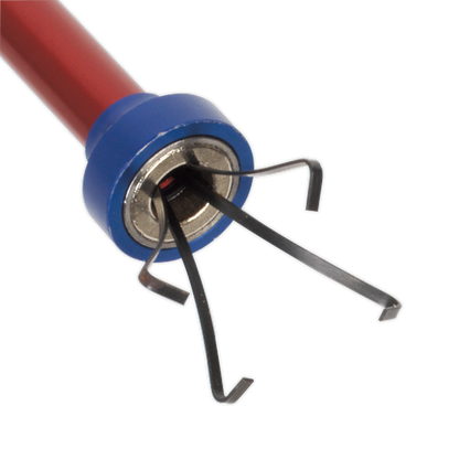 Sealey 700mm Flexible Magnetic Pick-Up & Claw Tool AK6536