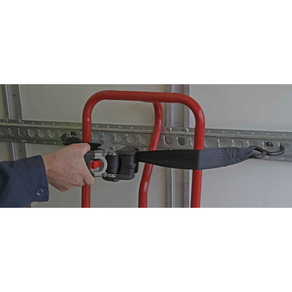 Sealey 50mm x 3m Auto Retractable Ratchet Tie Down ATD50301