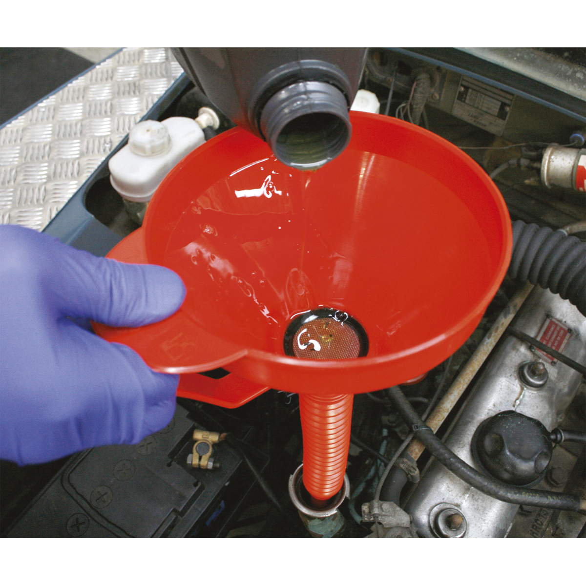 Sealey Ø160mm Funnel with Flexible Spout & Filter F16F