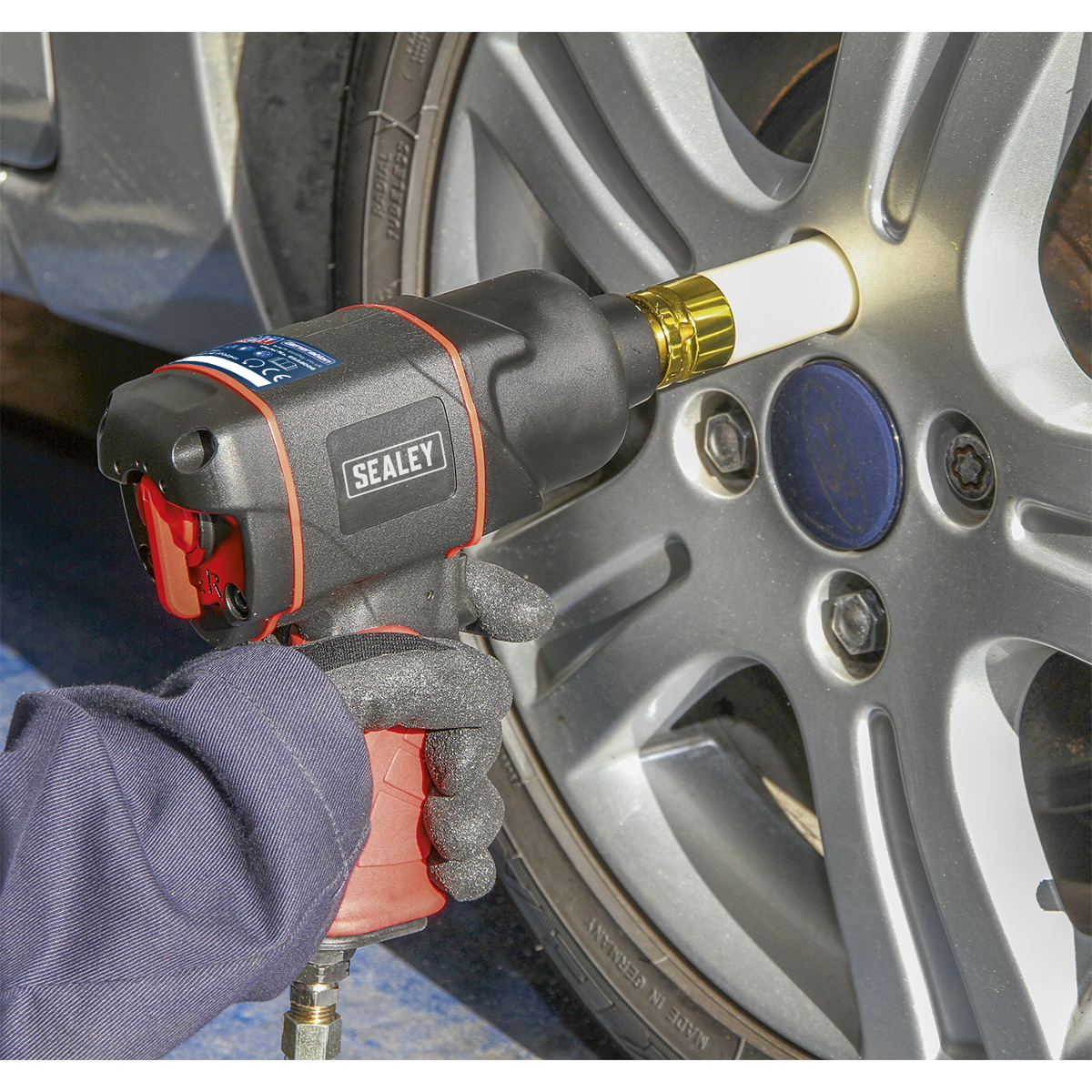 Sealey 1/2"Sq Drive Composite Air Impact Wrench - Twin Hammer GSA6006