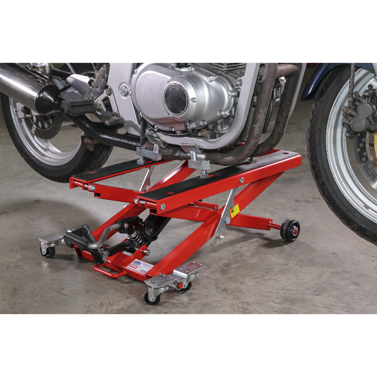 Sealey 500kg Scissor Motorcycle Lift with Frame Supports MC4500