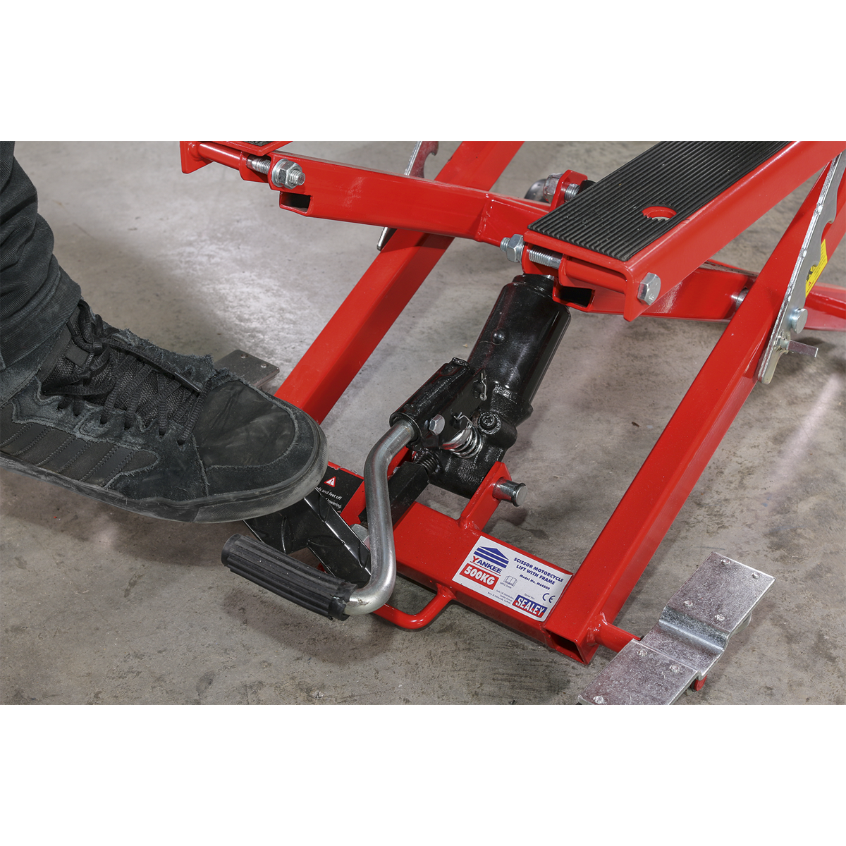Sealey 500kg Scissor Motorcycle Lift with Frame Supports MC4500