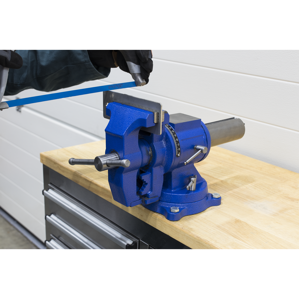 Sealey 150mm Cast Iron Multifunction Swivel Base Vice MFV150