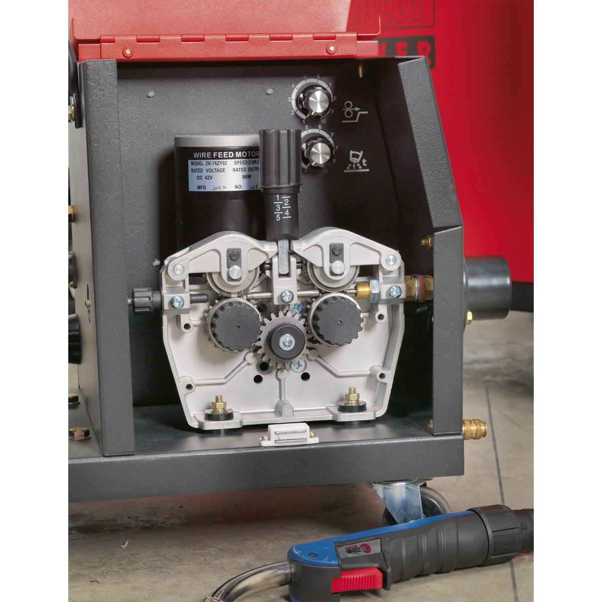 Sealey 350A Professional MIG Welder 415V 3ph with BINZEL® Euro Torch & Portable Wire Drive POWERMIG6035S