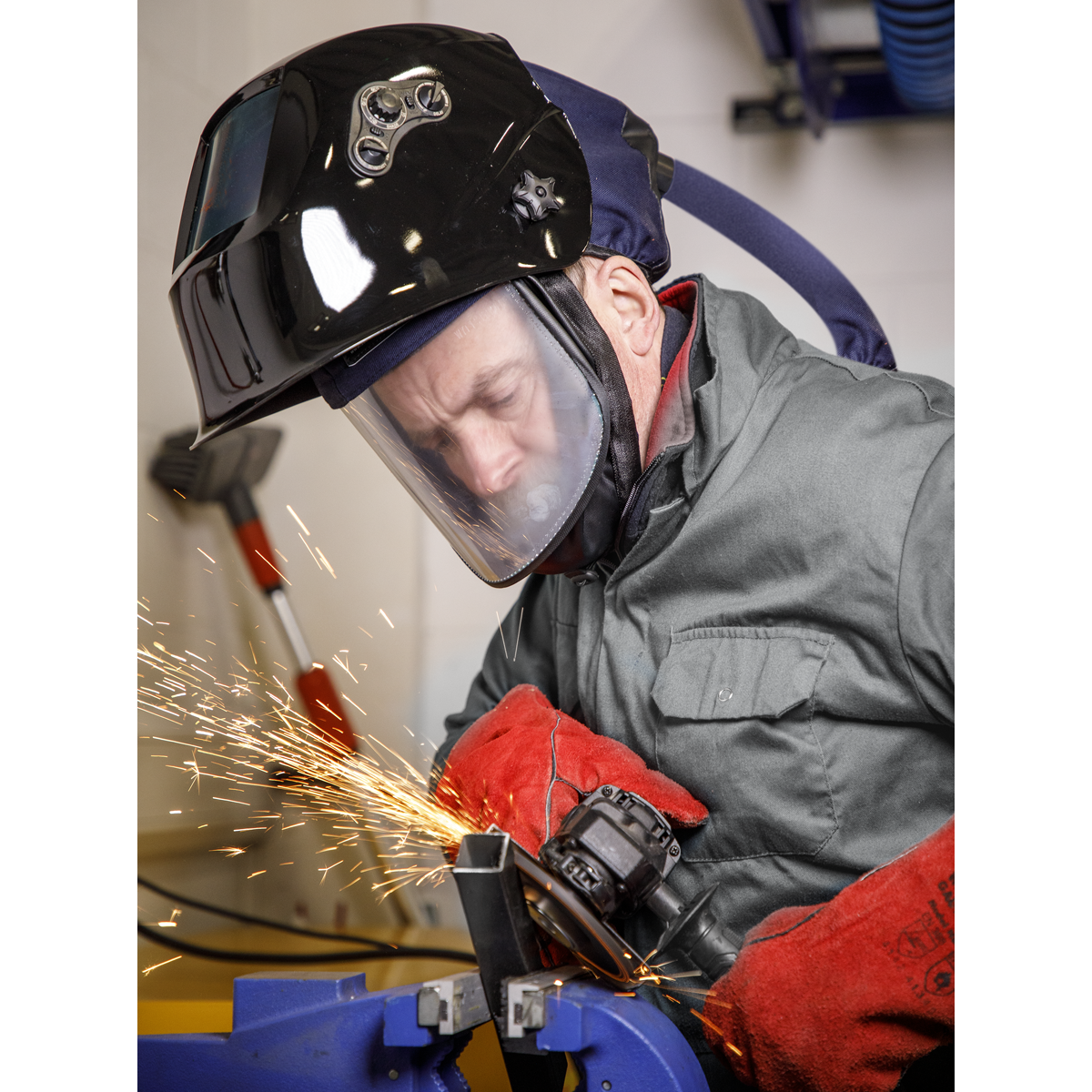 Sealey Auto Darkening Welding Helmet with Powered Air Purifying Respirator (PAPR) PWH616