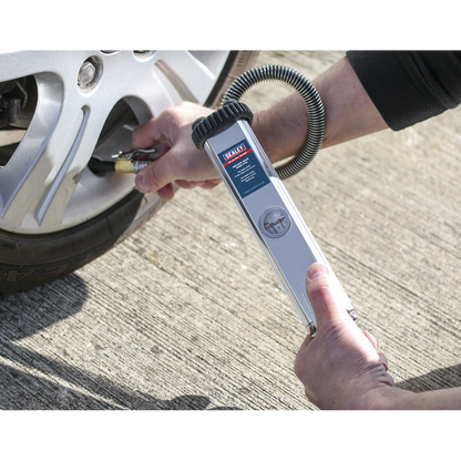 Sealey Tyre Inflator with Clip-On Connector SA395