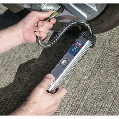 Sealey Tyre Inflator with Clip-On Connector SA395