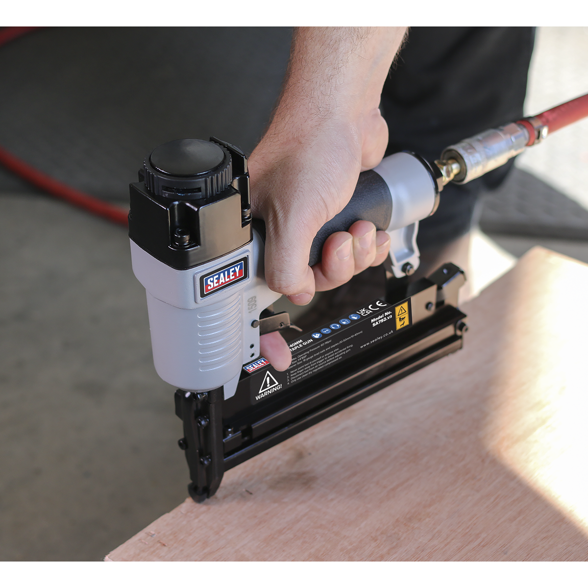 Sealey 10-50mm/10-40mm Air Nail/Staple Gun SA792