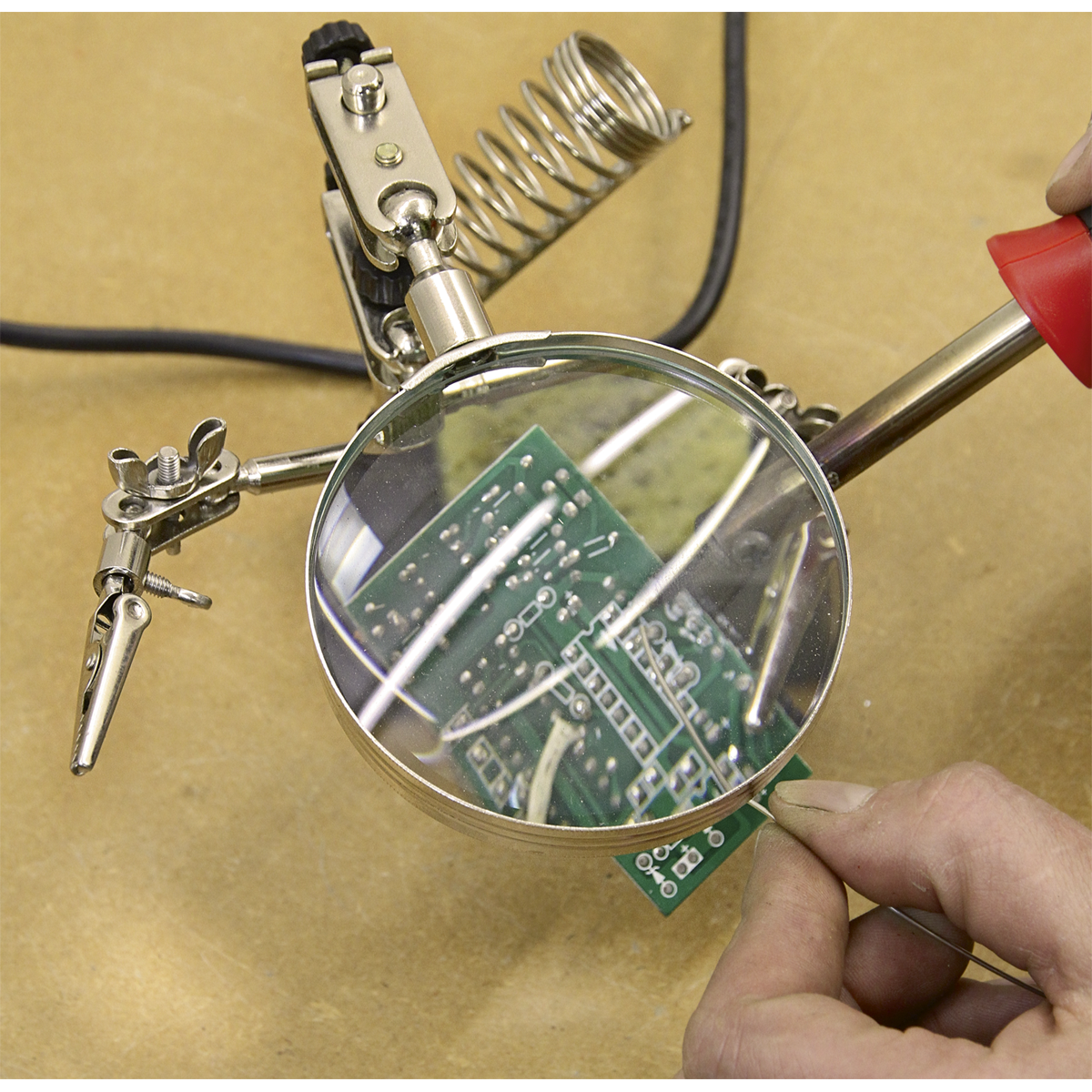 Sealey Mini Robot Soldering Stand with Magnifier & Iron Holder SD150H