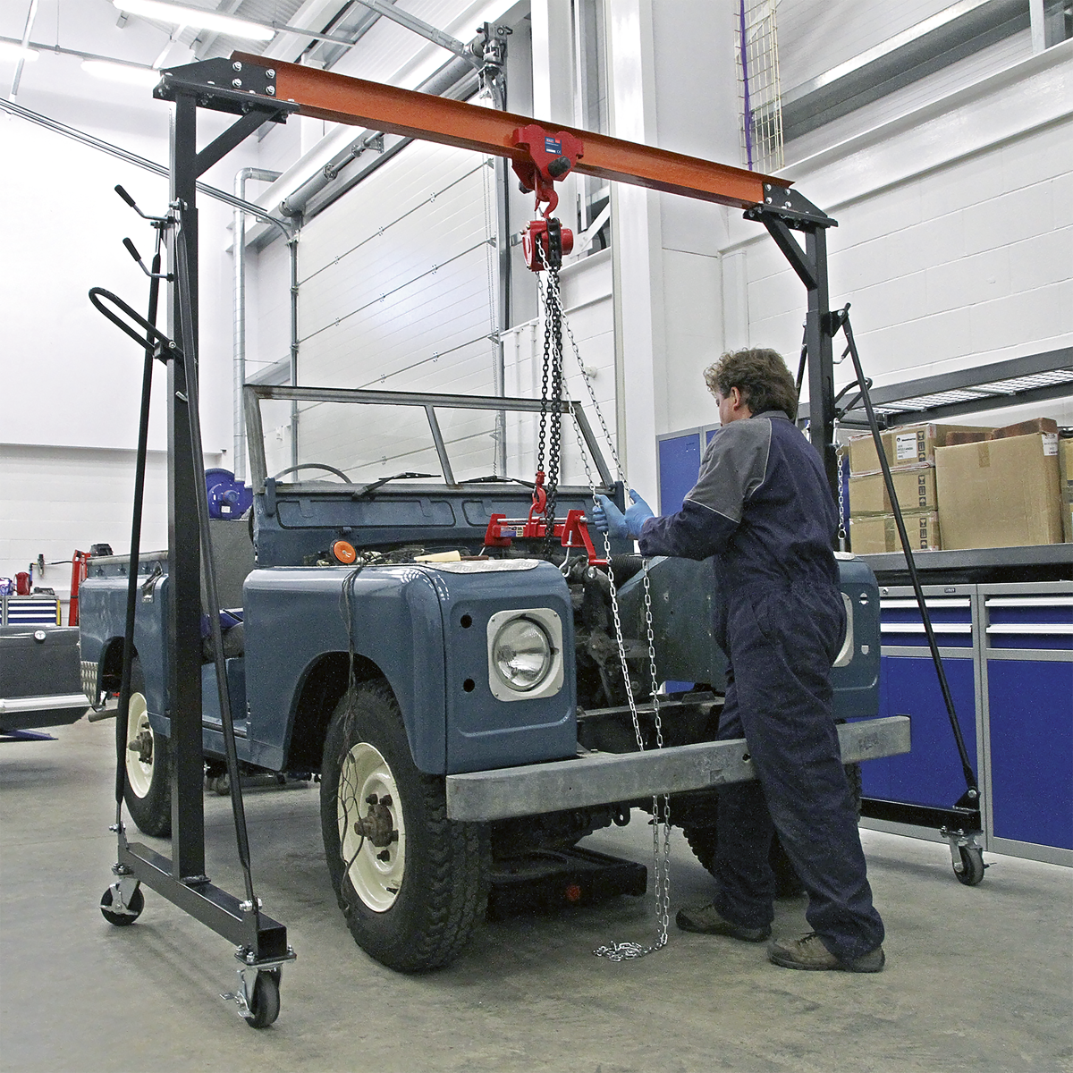 Sealey 1tonne Portable Adjustable Gantry Crane SG1000