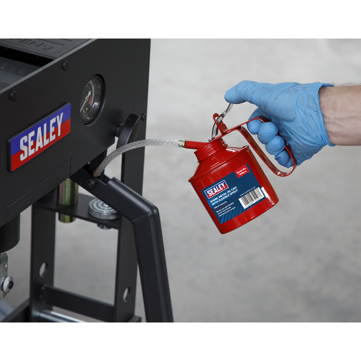 Sealey 500ml Metal Oil Can with Flexible Spout TP05