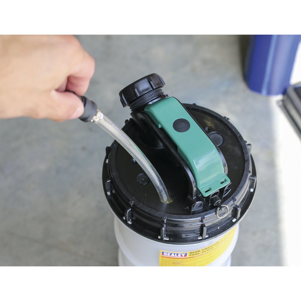 Sealey 8L Vacuum Fuel/Fluid Extractor TP204