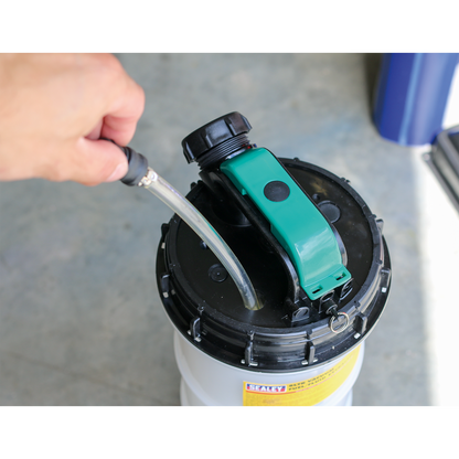 Sealey 8L Vacuum Fuel/Fluid Extractor TP204
