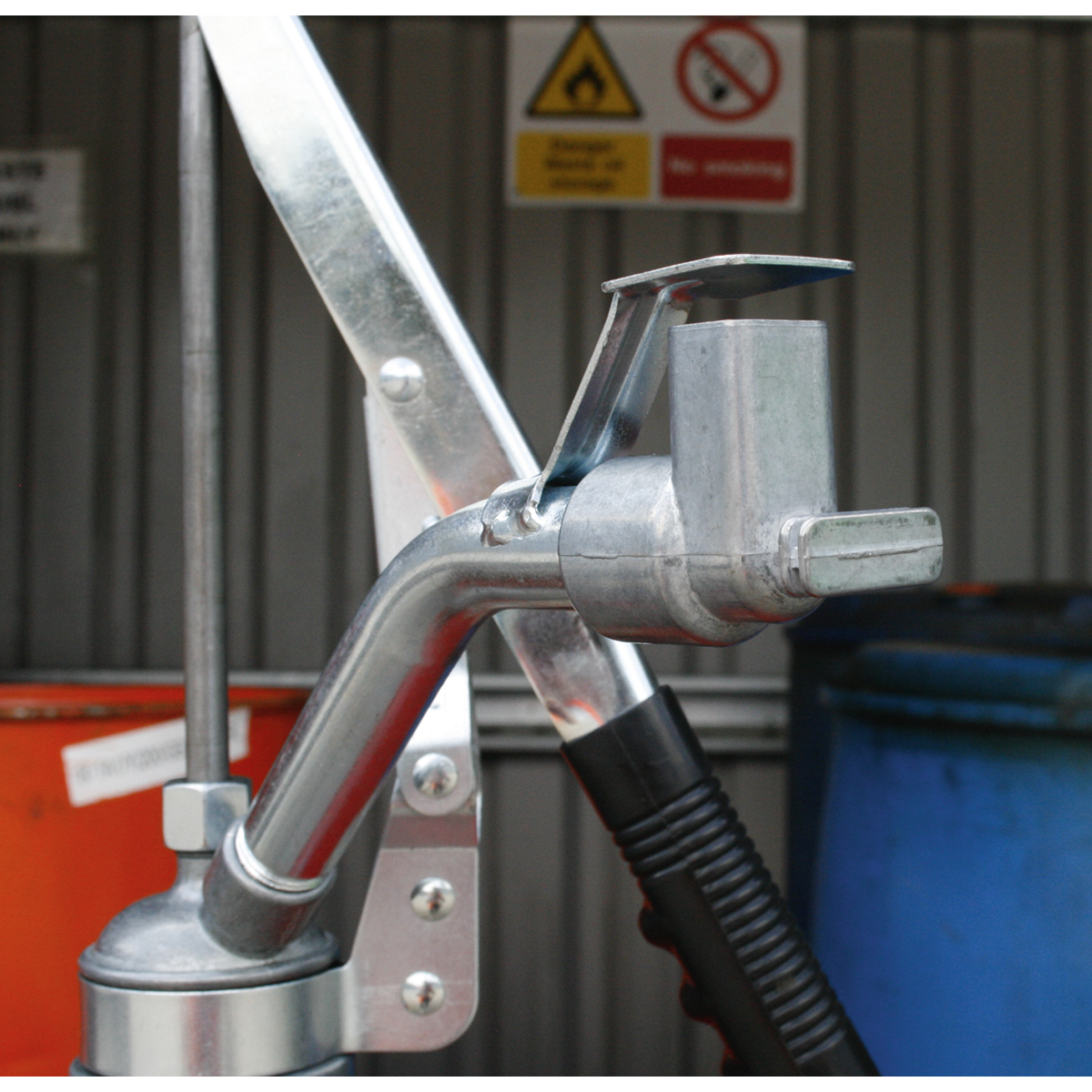 Sealey Heavy-Duty Swivel Handle Lever Pump TP6802