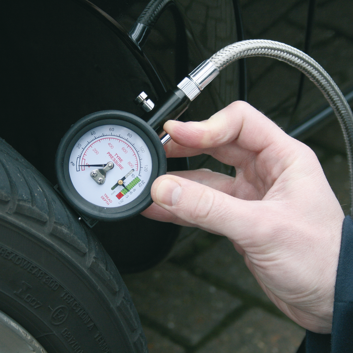 Sealey Tyre Pressure & Tread Depth Gauge with Flexible Hose TSTPDG02