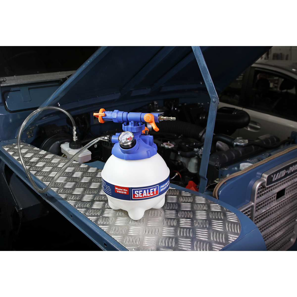 Sealey 3L Pneumatic Brake Bleeder VS0215