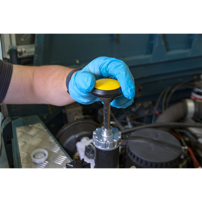 Sealey 2.5L Brake & Clutch Bleeding System VS820