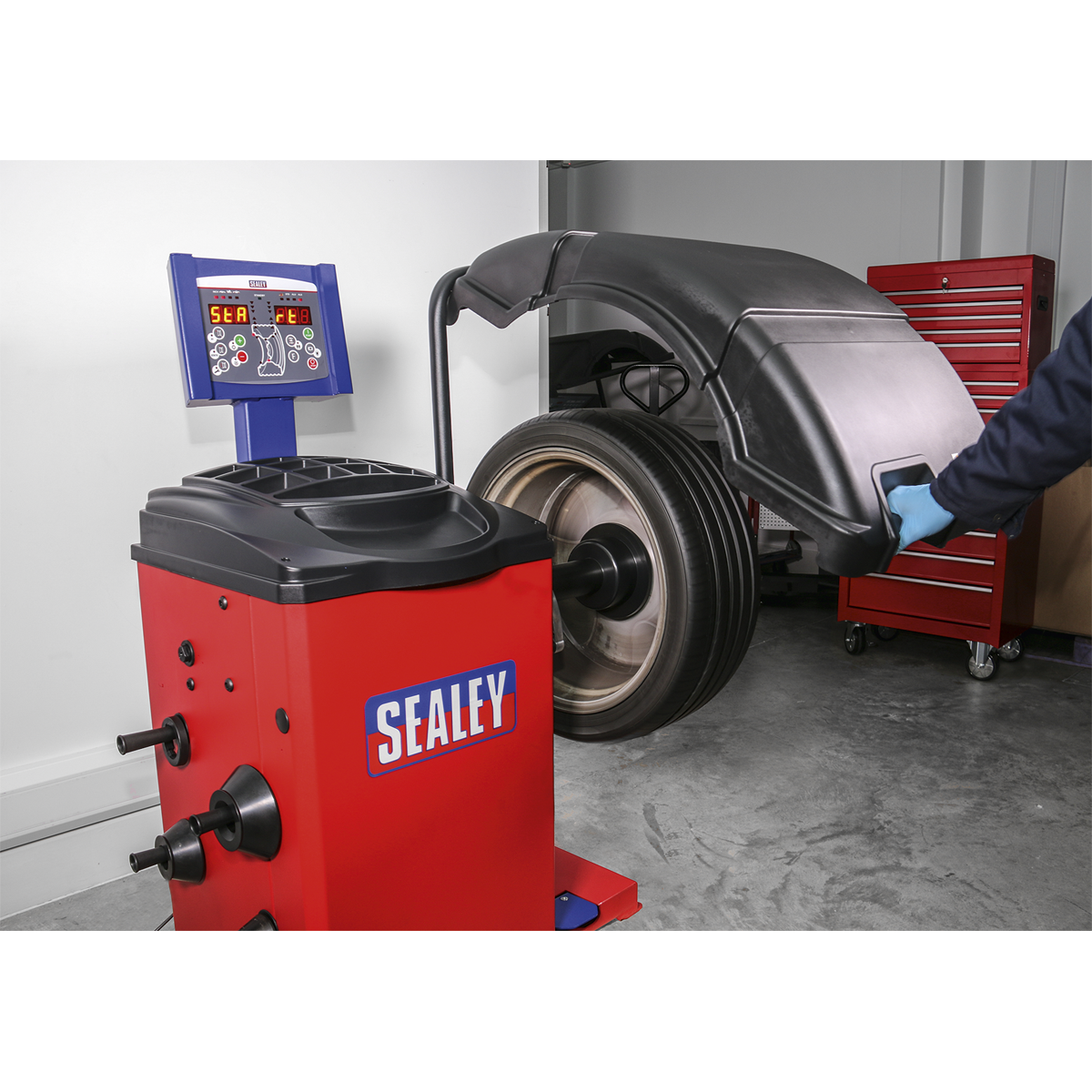 Sealey Semi-Automatic Wheel Balancer WB10