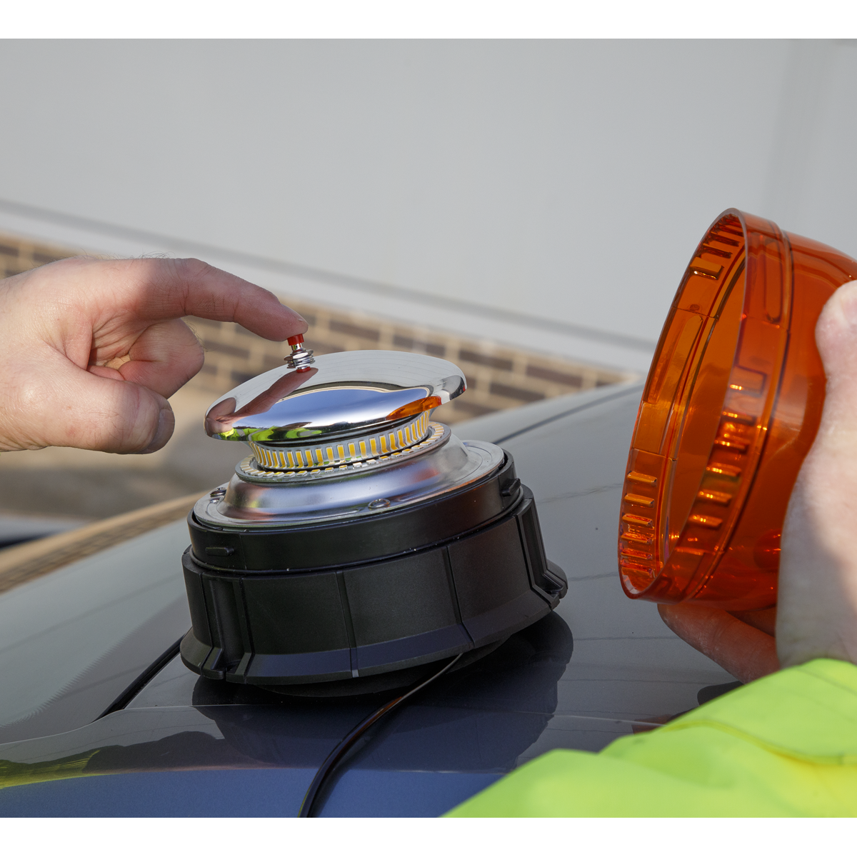 Sealey 12V/24V LED Warning Beacon with Magnetic Base WB954LED